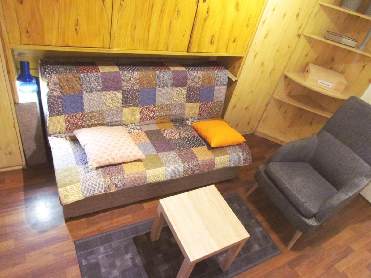 Center Studio Apartment พูลา ภายนอก รูปภาพ
